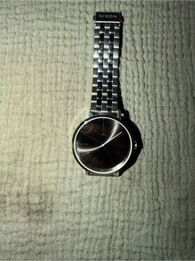 Nixon Arrow Custom (Not Engraved)
